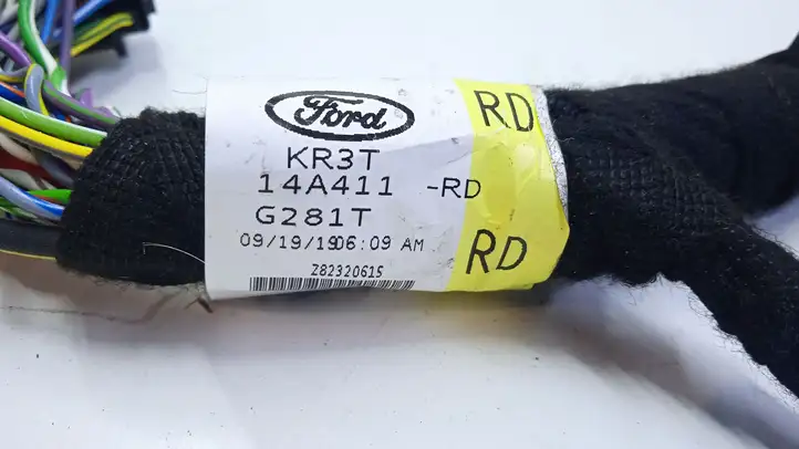 Ford Mustang VI (2015 - ) KR3T14A411 Прочая электропроводка — фото 4