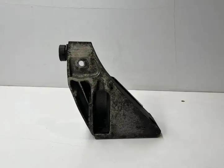 BMW X5 E70 (2006 - 2013) 22116772680 Кронштейн двигателя — фото 3