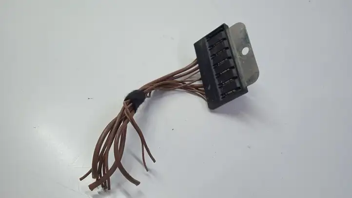 BMW X5 E70 (2006 - 2013) 8366618 Прочая электропроводка — фото 2