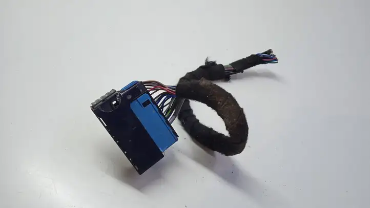 BMW X5 E70 (2006 - 2013) 9147287 Прочая электропроводка — фото 1