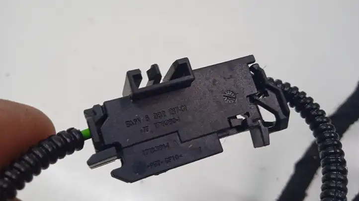 BMW X5 E70 (2006 - 2013) 6982217 Прочая электропроводка — фото 3