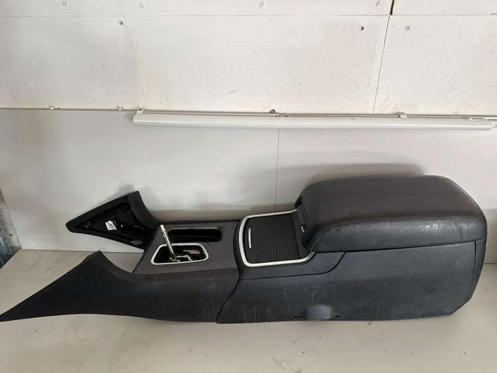 Dodge Charger (2014 - )  AK44393DX9006 Отделочный щит панели (центральный)