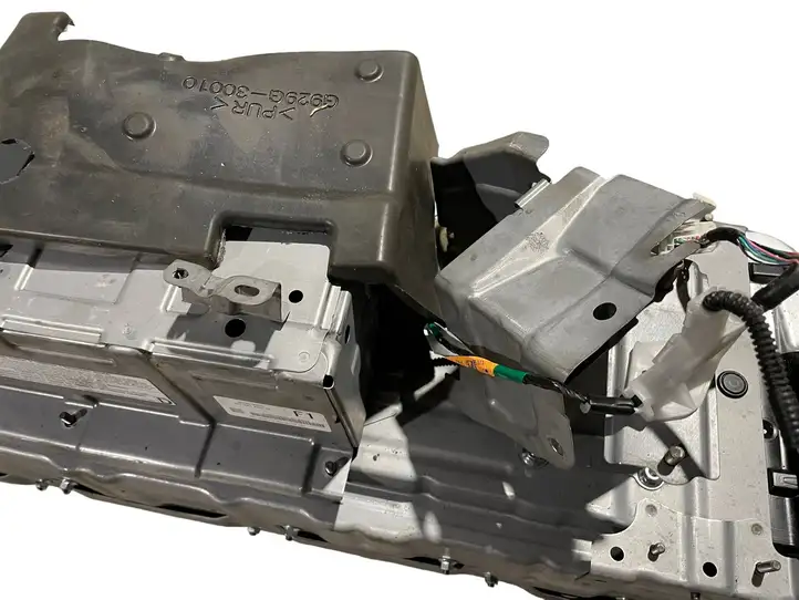 Lexus GS 250 300 350 300h 450h (2015 - 2020) G928030080 Аккумулятор гибридного / электрического автомобиля — фото 3