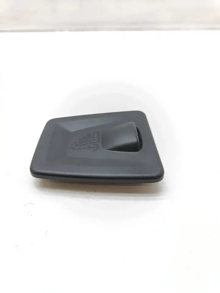 BMW 7 F01 (2008 - 2016) 9112717 Накладка задней полки — фото 4