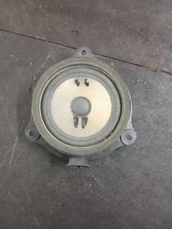 Audi A6 (2004 - 2008)  4F0035411 Громкоговоритель (громкоговорители) в передних дверях
