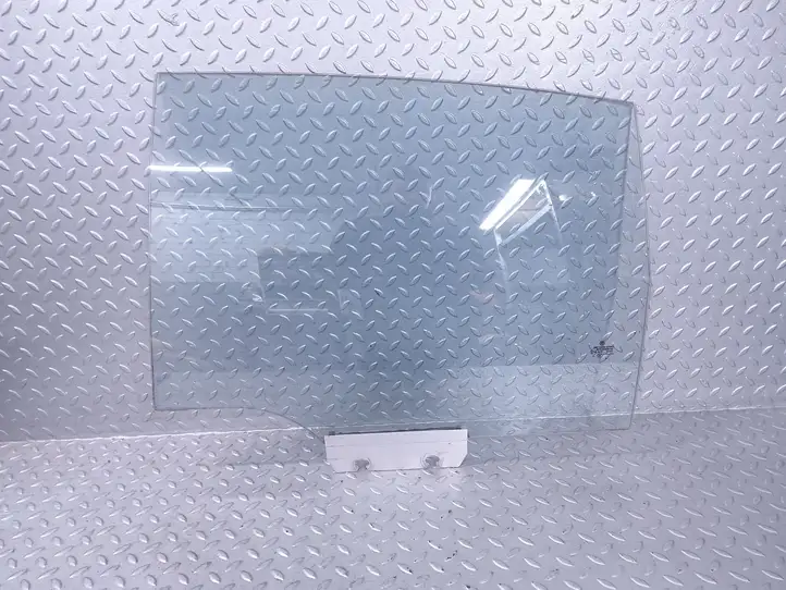 Volkswagen Phaeton (2002 - 2008)  QA1024757 Основное стекло задних дверей