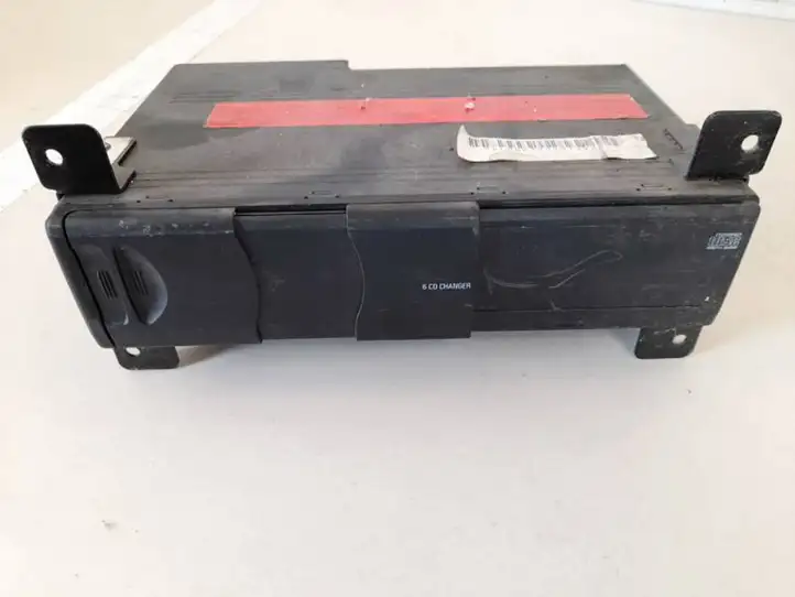 BMW X5 E53 (1999 - 2006)  65128385988 CD/DVD чейнджер