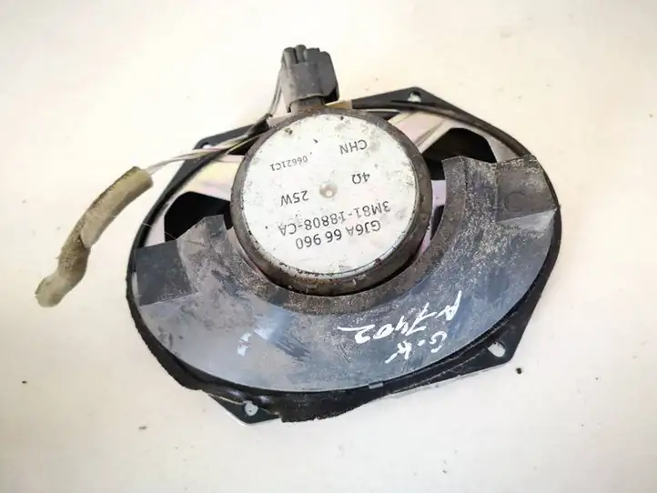 Mazda 3. (2003 - 2006)  gj6a66960 Громкоговоритель (громкоговорители) в передних дверях