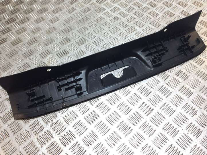 Ford Fiesta (2013 - 2017)  D1BBB40352AA Отделка замка