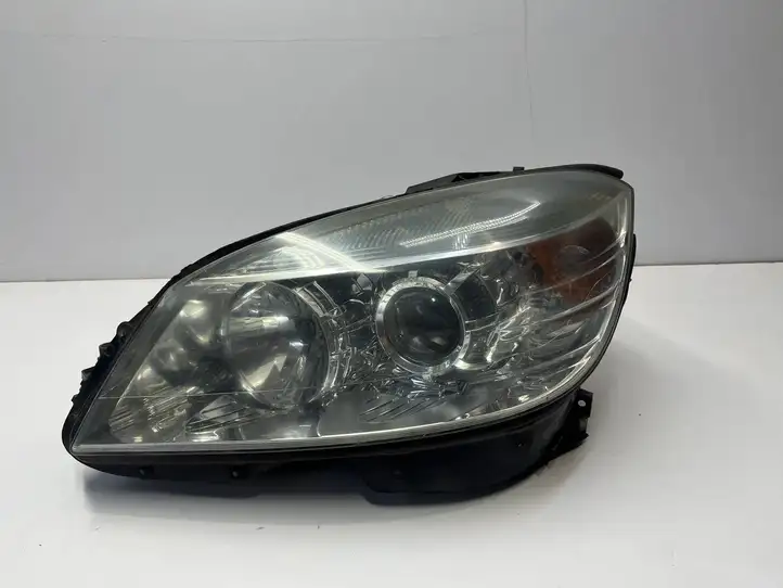 Mercedes-Benz C W204 (2007 - 2014) A2048260991 Передняя фара — фото 1