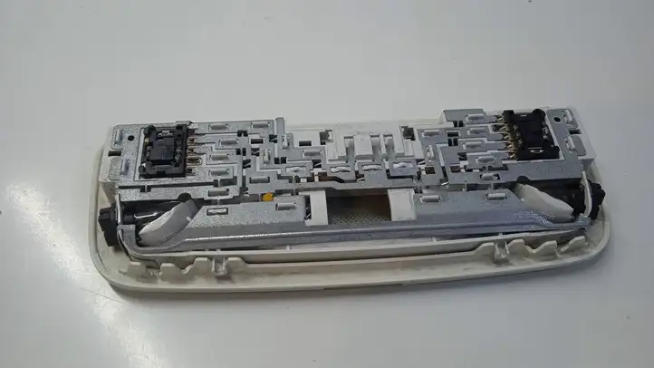 Mercedes-Benz C W204 (2007 - 2014) A2048204901 Задняя подсветка — фото 2