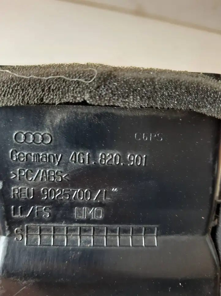 Audi A6 C7 (2011 - 2014) 4G1820901 Боковой воздушный дефлектор — фото 2