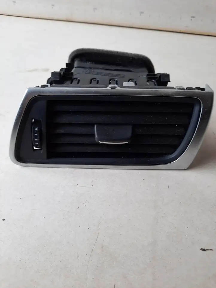 Audi A7 S7 4G (2010 - 2014) 4G8820902 Боковой воздушный дефлектор — фото 1