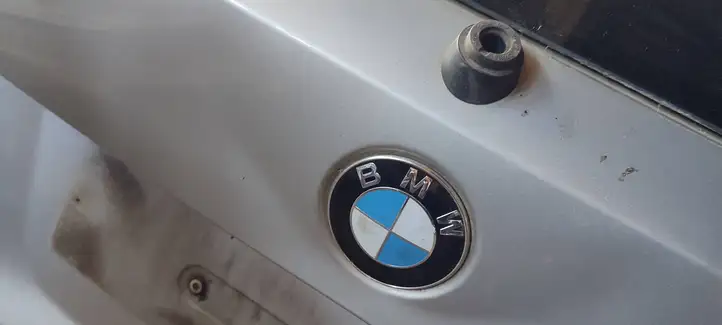 BMW X1 E84 (2009 - 2015) Крышка багажника — фото 10