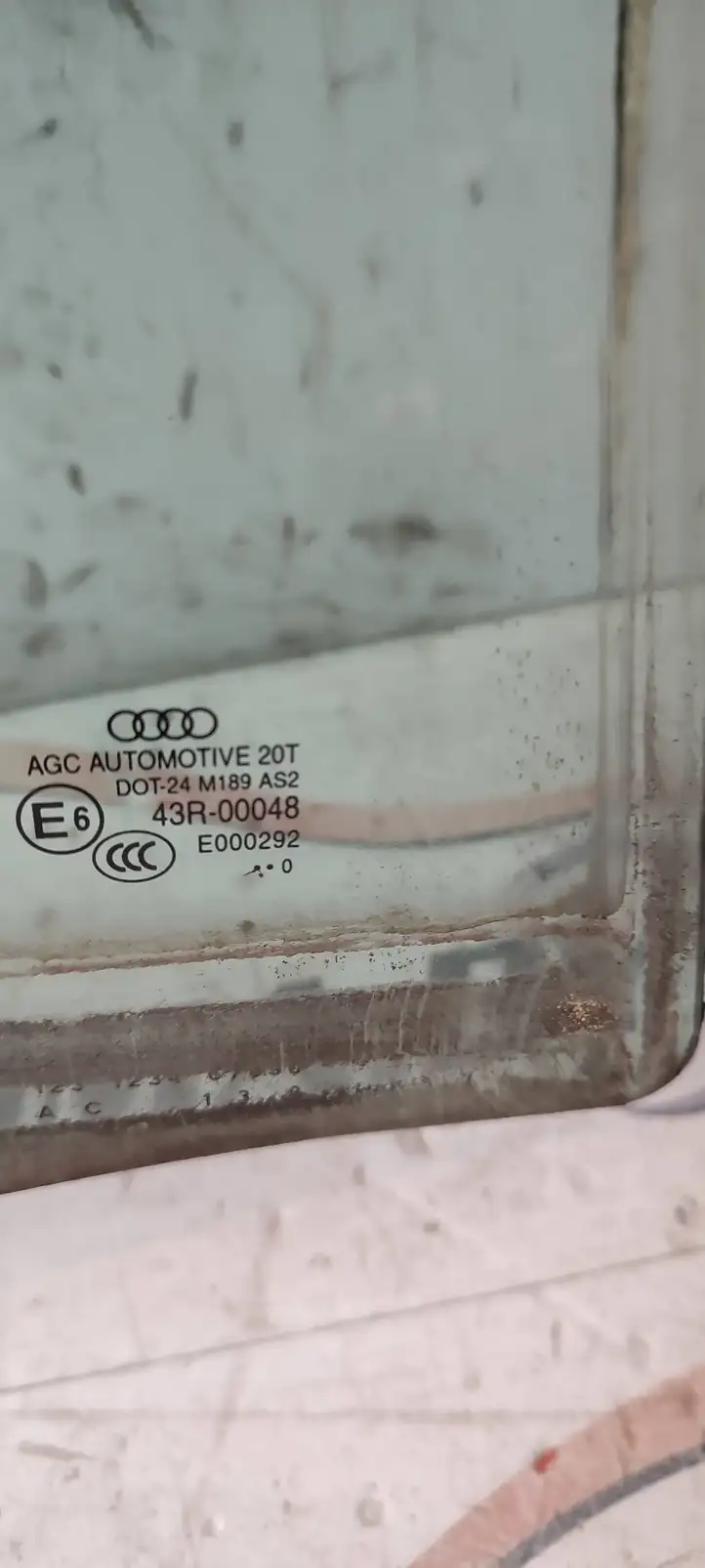 Audi Q5 SQ5 (2008 - 2012) Стекло задней двери — фото 2