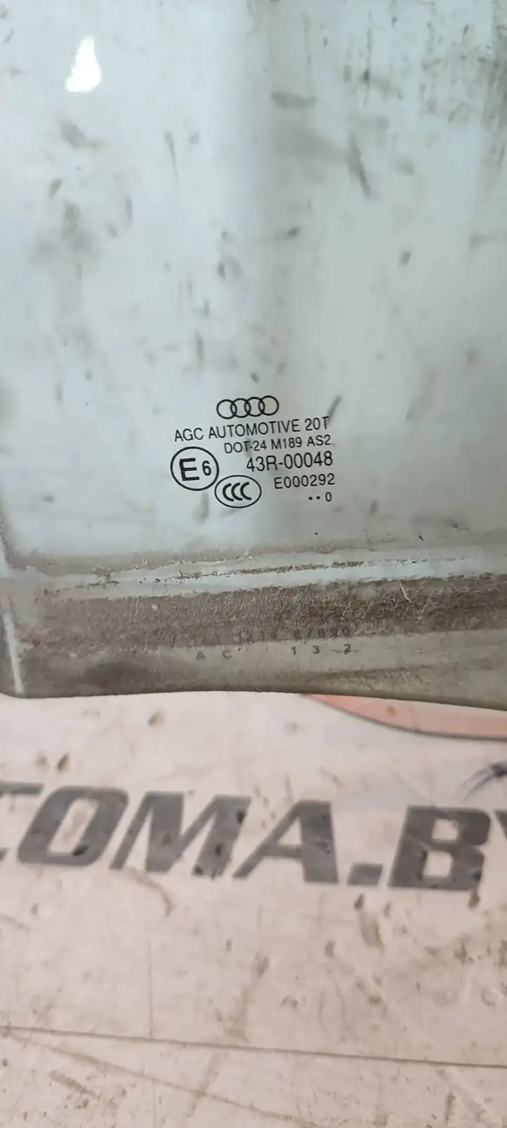 Audi Q5 SQ5 (2008 - 2012) Стекло задней двери — фото 2
