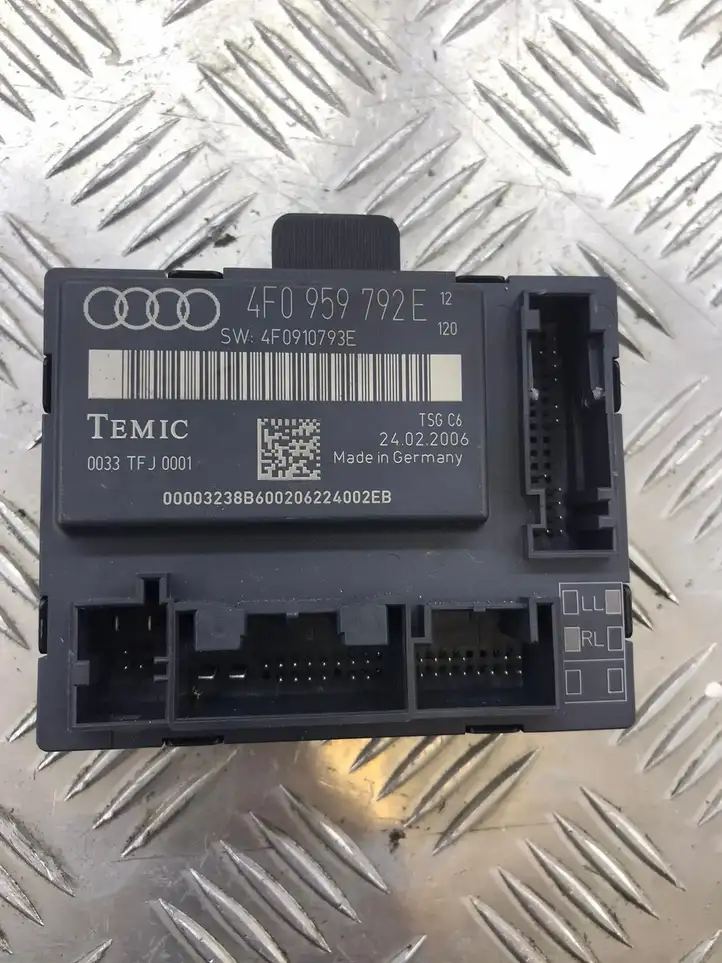 Audi A6 S6 C6 4F (2004 - 2008) 4F0959792E Блок управления дверью — фото 2