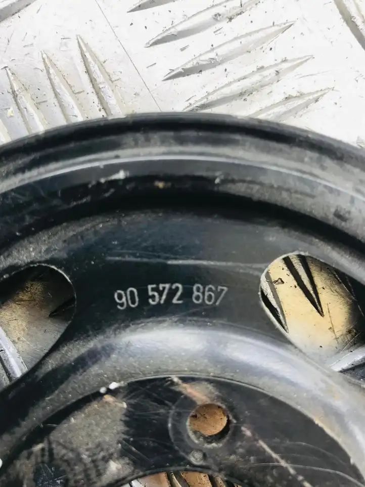 Opel Corsa C (2000 - 2003) 90572867 Шкив коленчатого вала — фото 3