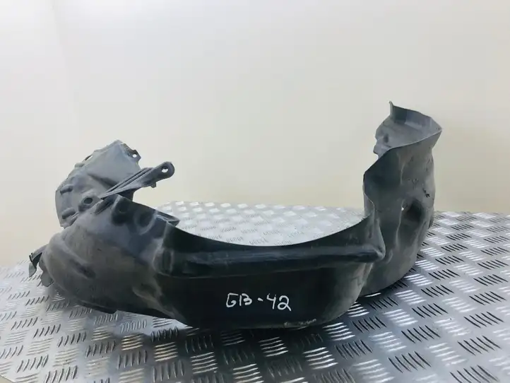 Toyota Previa (XR30, XR40) II (2000 - 2006) 5387628150 Подкрылок колесной арки — фото 1
