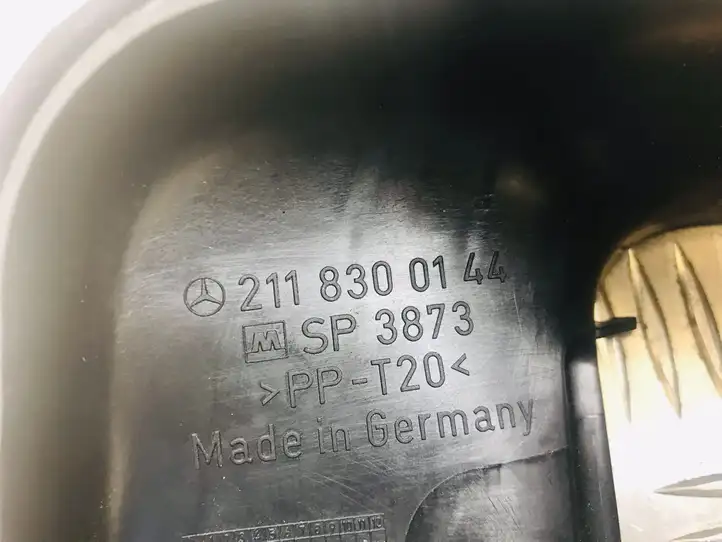 Mercedes-Benz E W211 (2002 - 2009) A2118300144 Воздуховоды системы отопления/климатики — фото 3