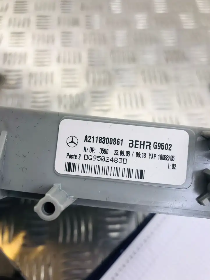 Mercedes-Benz E W211 (2002 - 2009) A2118300861 Электрический отопитель салона — фото 3