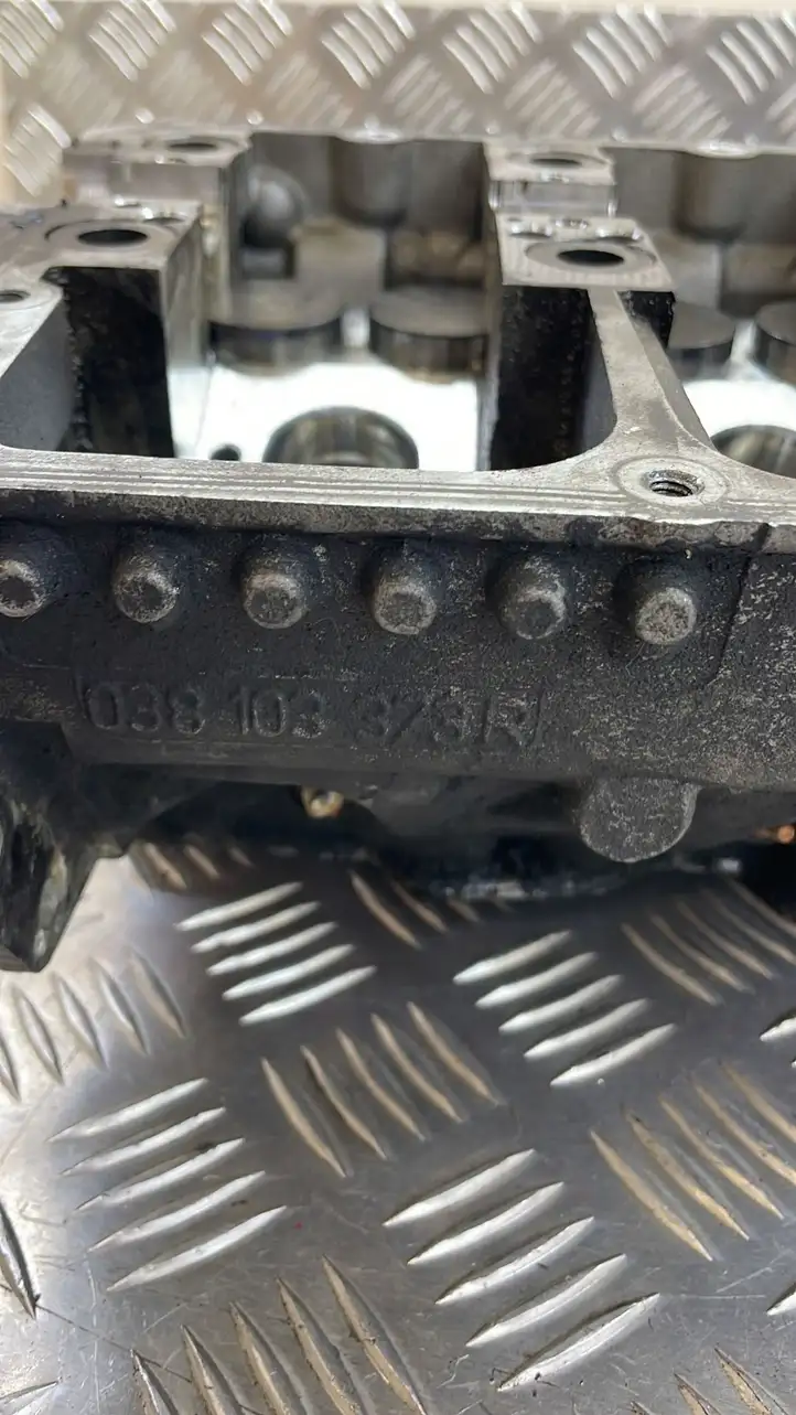Audi A3/S3 8P (2004 - 2008) 038103373R Головка блока цилиндров — фото 2