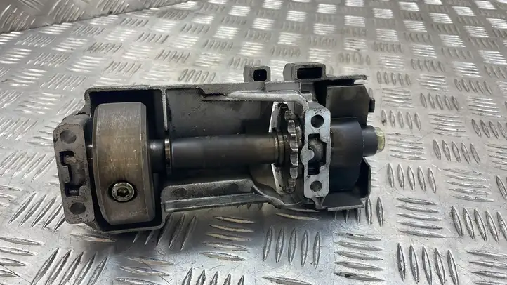 Audi A4 S4 B6 8E 8H (2000 - 2006) 059103337 Масляный насос — фото 3