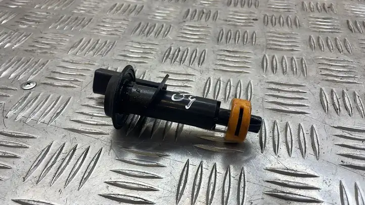Volkswagen PASSAT B6 (2005 - 2010) 1K2611349 Крышка бачка тормозной жидкости — фото 1
