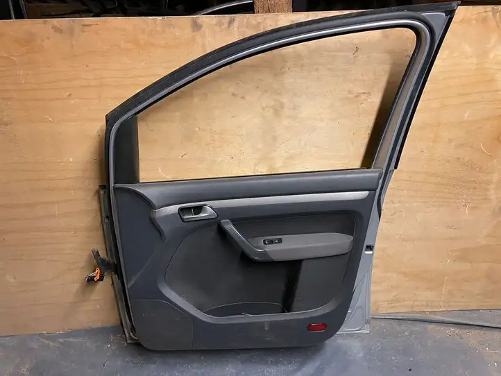 Volkswagen Touran I (2003 - 2010) Дверь — фото 3