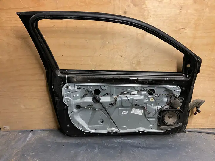 Volkswagen Polo (2005 - 2009) Дверь — фото 2