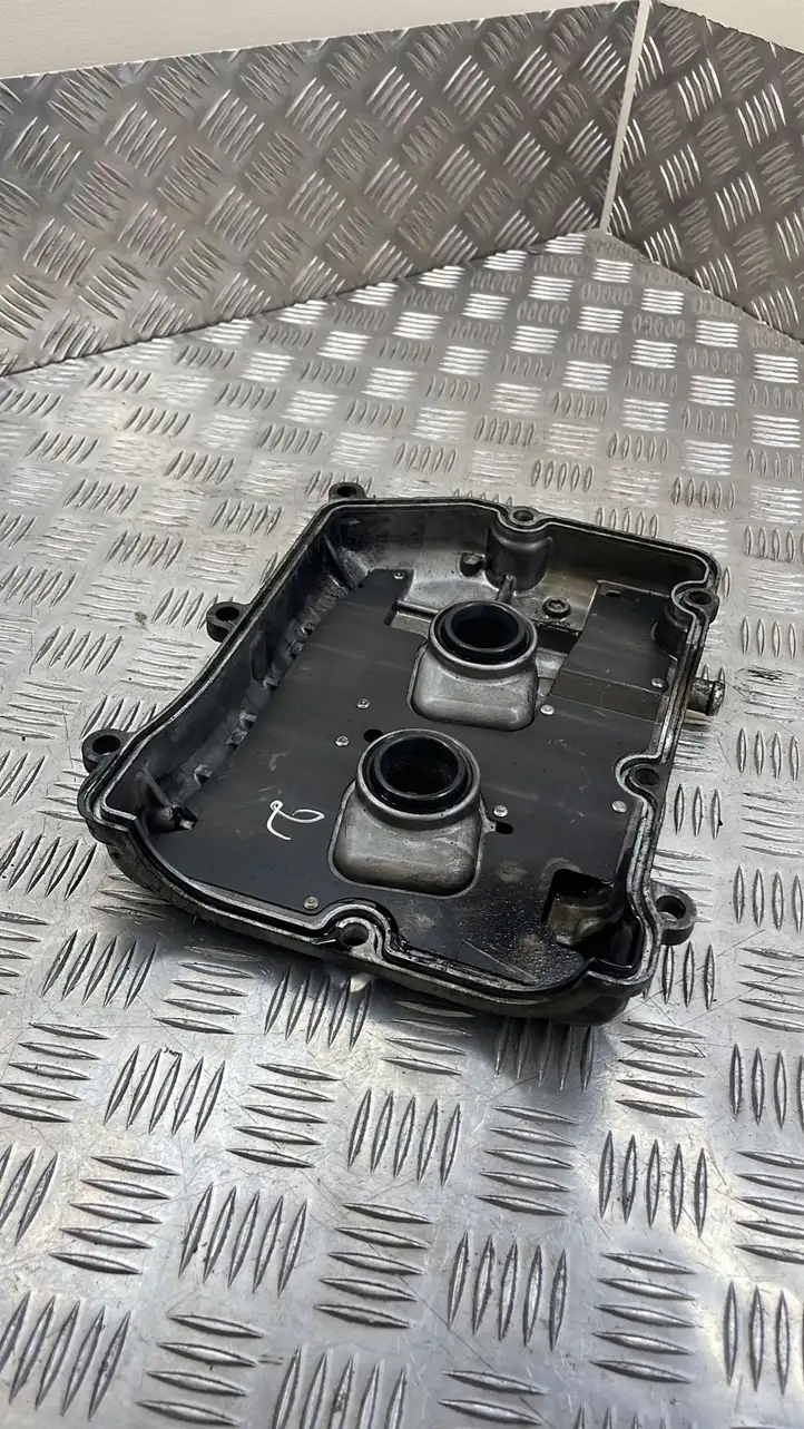 Subaru Forester SH (2008 - 2013) Крышка головки блока цилиндров — фото 2