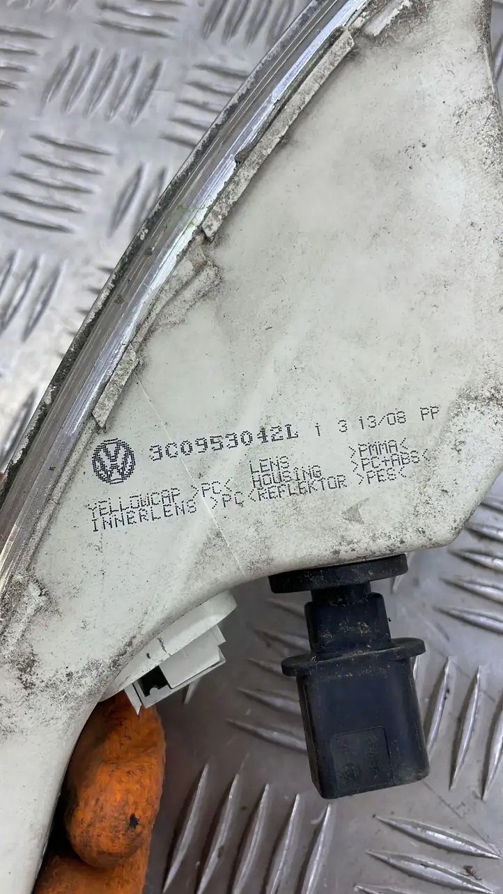 Volkswagen PASSAT B6 (2005 - 2010) 3C0953042 Указатель поворота передний — фото 2