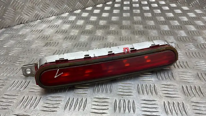 Toyota Corolla Verso AR10 (2004 - 2009) 815700F011 Дополнительный стоп фонарь — фото 1