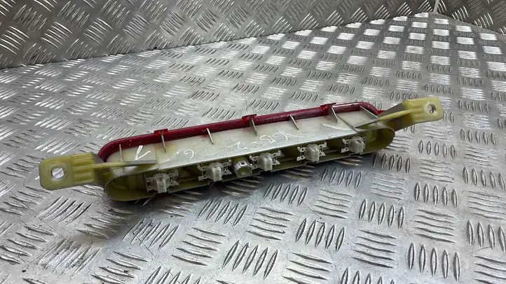 Toyota Corolla Verso AR10 (2004 - 2009) 815700F011 Дополнительный стоп фонарь — фото 3
