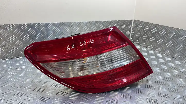 Mercedes-Benz C W204 (2007 - 2014) 204820064 Задний фонарь в кузове — фото 1