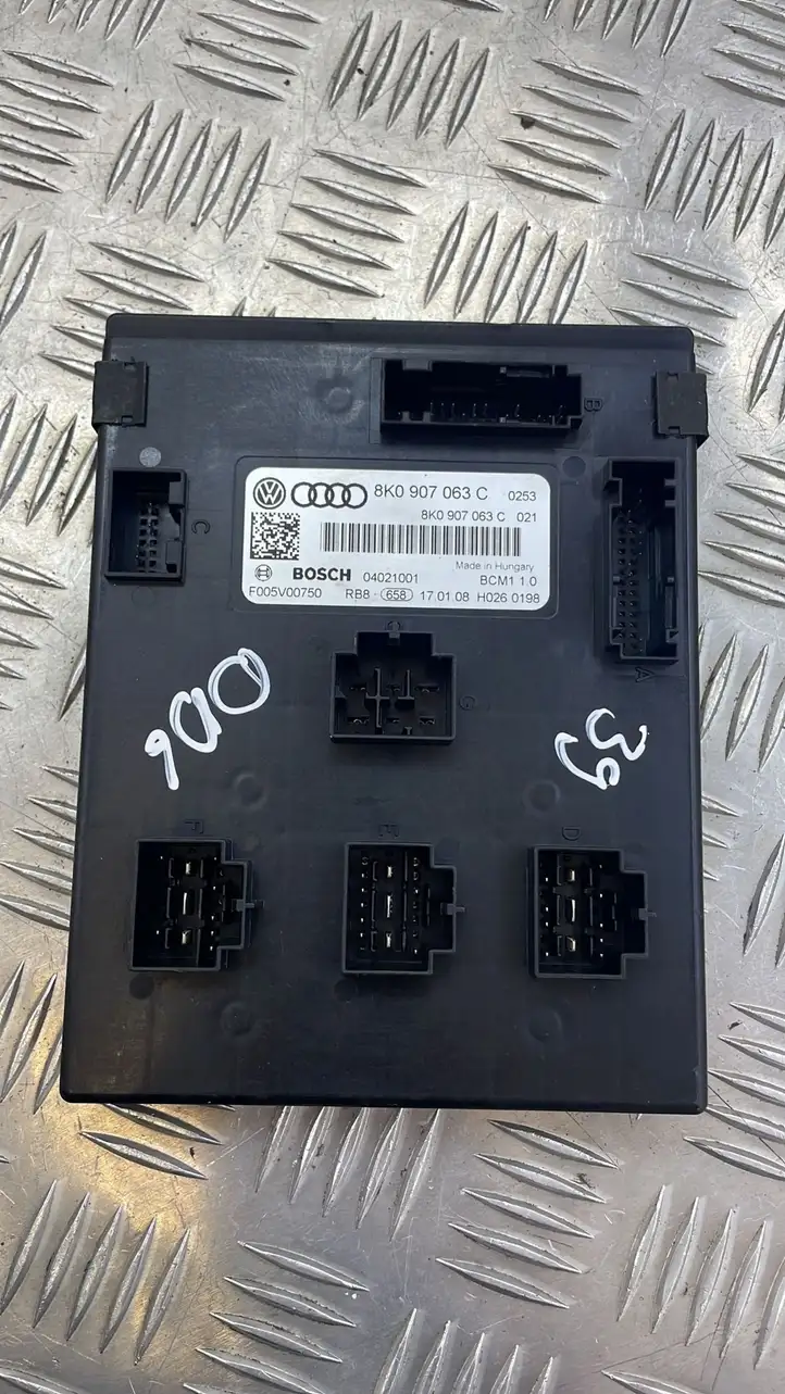 Audi A5 8T 8F (2007 - 2011) 8K0907063C Модуль комфорта — фото 2