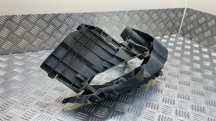 Audi A5 8T 8F (2007 - 2011) 8T0805607 Кронштейн передней фары — фото 1