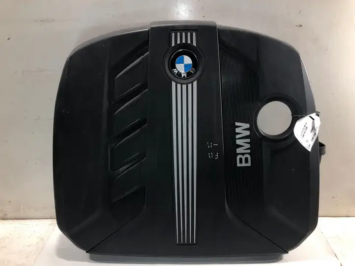 BMW 5 F10 F11 (2009 - 2016) 7802847 Крышка двигателя декоративная — фото 1