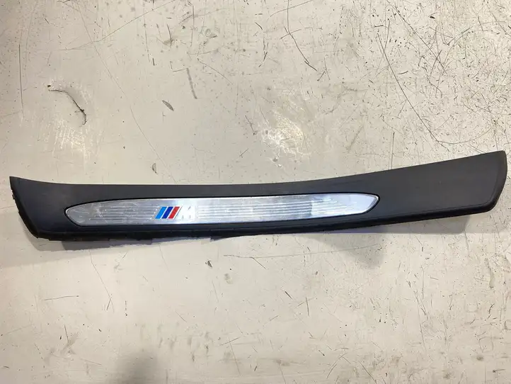 BMW 5 E60 E61 (2004 - 2010) 7897230 Внутренняя отделка переднего порога — фото 7