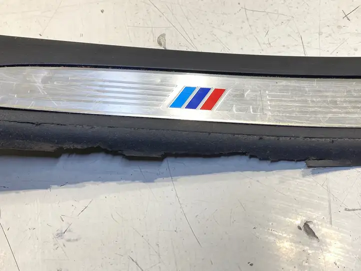 BMW 5 E60 E61 (2004 - 2010) 7897230 Внутренняя отделка переднего порога — фото 8