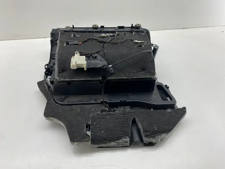 Audi A6 S6 C6 4F (2004 - 2008) 4F1857035AH Бардачок в сборе — фото 7