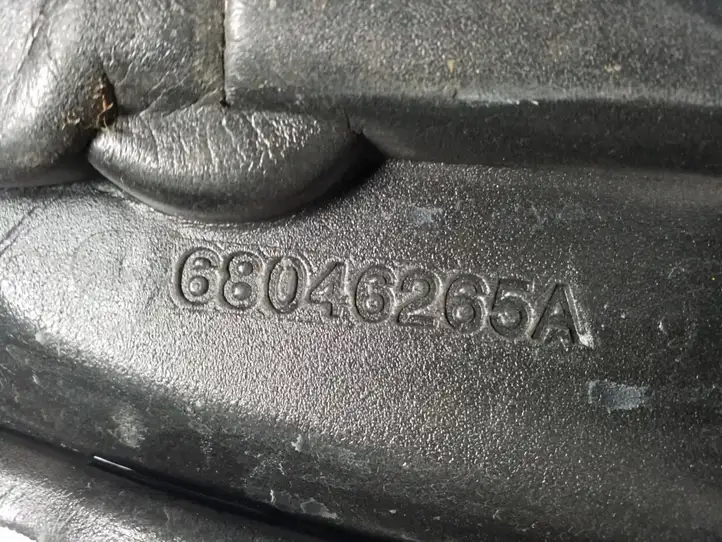 Jeep Grand Cherokee (2010 - 2021) 68046265A Другая часть кузова — фото 3
