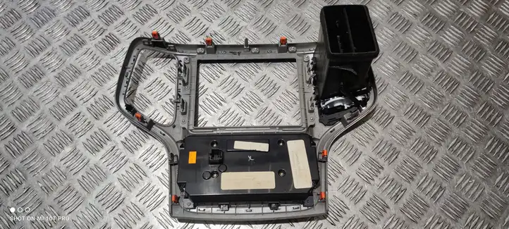Jeep Grand Cherokee (2010 - 2021) P68254004AD Центральный воздушный дефлектор — фото 4