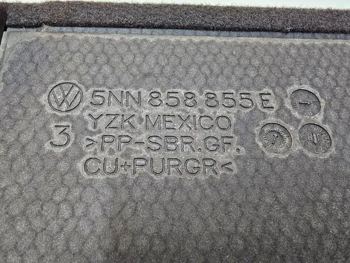 Volkswagen Tiguan Allspace (2017 - ) 5NN858855E Задний подоконник — фото 8