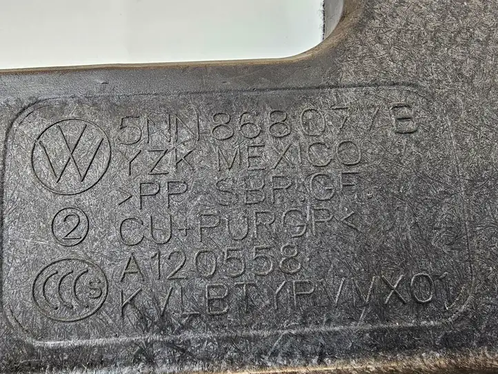 Volkswagen Tiguan Allspace (2017 - ) 5NN868077B Прочая отделка багажника — фото 5