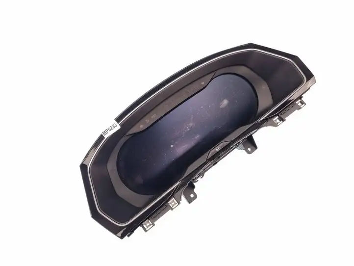 Volkswagen PASSAT B8 (2015 - ) 3G0920790B Спидометр — фото 2