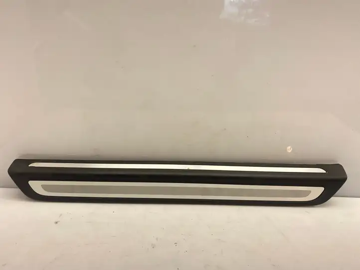 Audi Q5 SQ5 (2008 - 2012) 8R0853374 Внутренняя отделка переднего порога — фото 1
