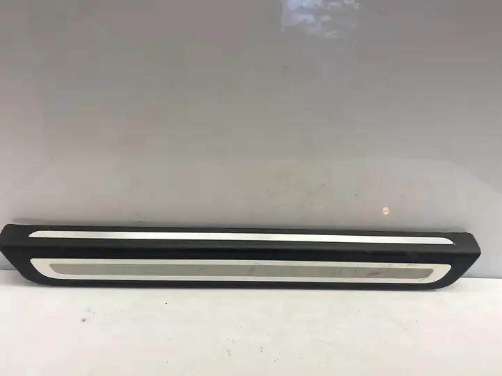 Audi Q5 SQ5 (2008 - 2012) 8R0853373 Внутренняя отделка переднего порога — фото 1