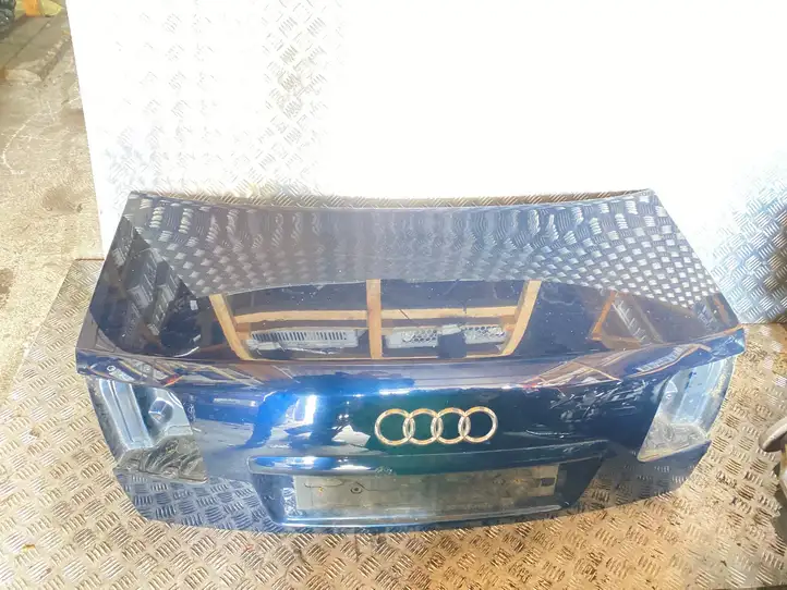 Audi A8 S8 D3 4E (2005 - 2007) Крышка багажника — фото 1