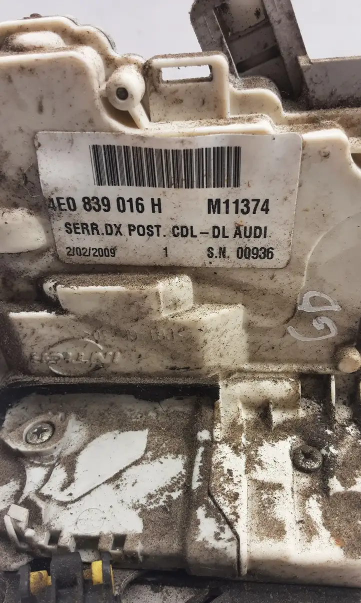 Audi A8 S8 D3 4E (2005 - 2007) 4E0839016H Замок задней двери — фото 4